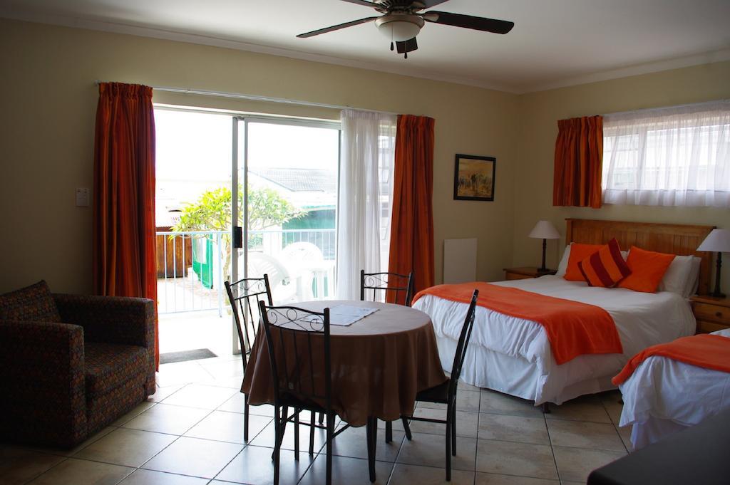 פורט אליזבת' Aqua Marine Guest House חדר תמונה