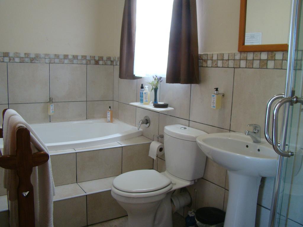פורט אליזבת' Aqua Marine Guest House חדר תמונה