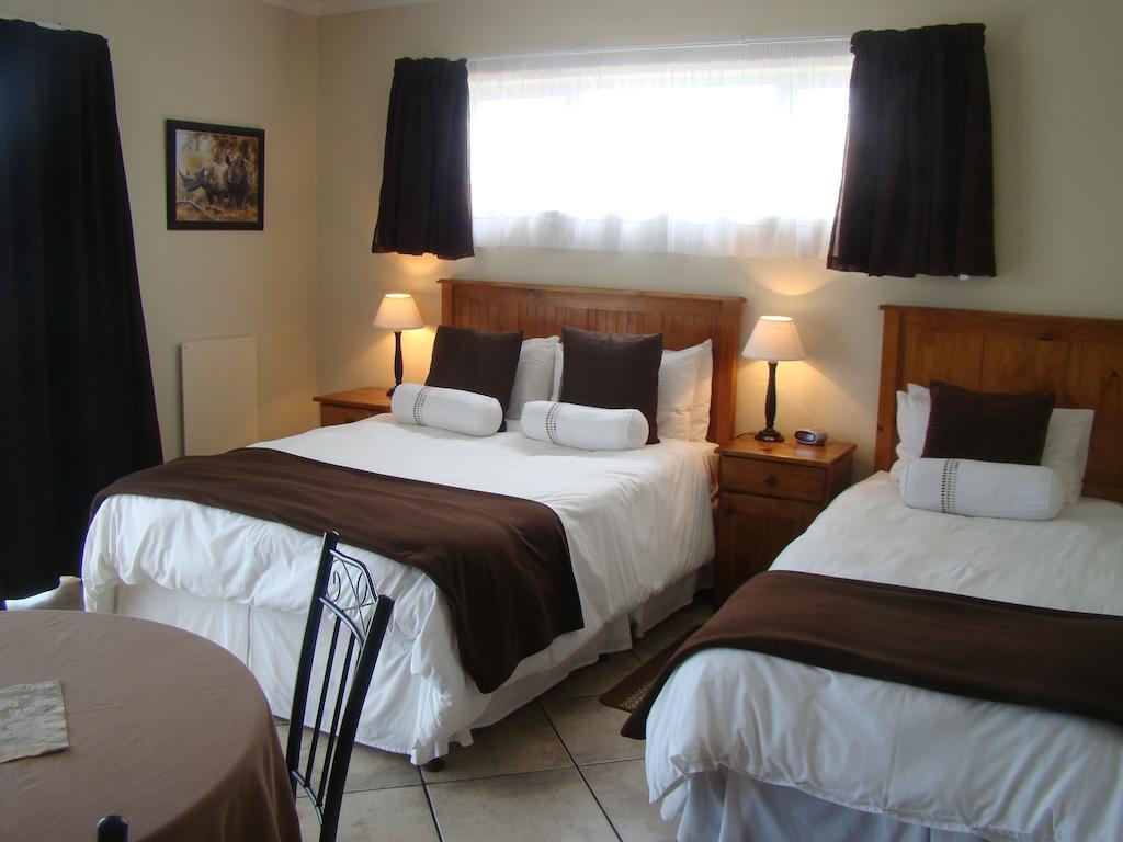 פורט אליזבת' Aqua Marine Guest House חדר תמונה