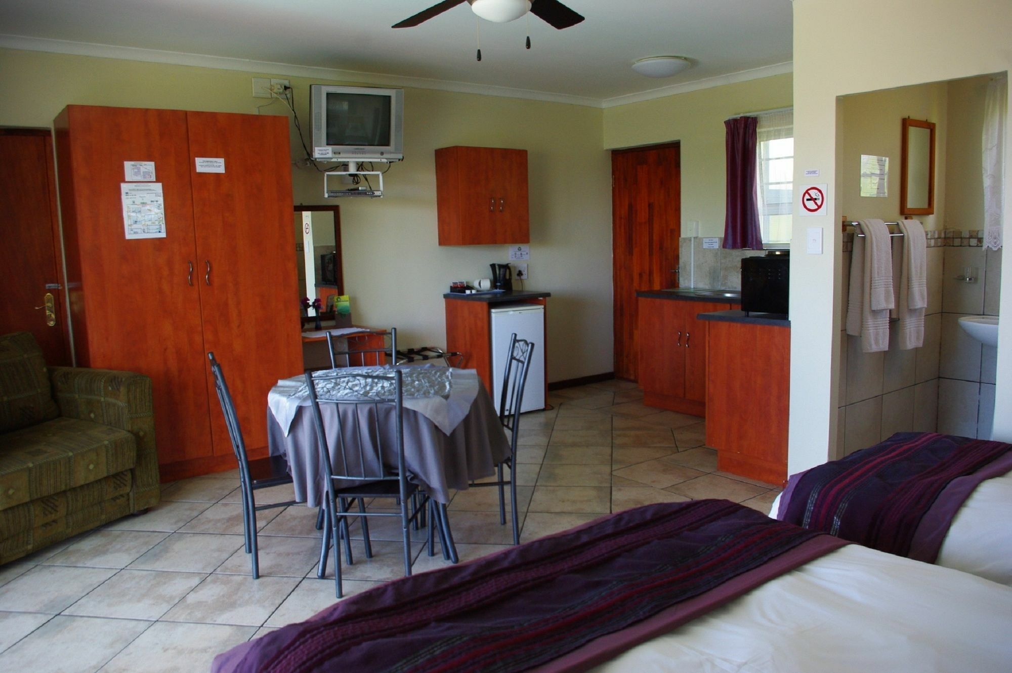 פורט אליזבת' Aqua Marine Guest House מראה חיצוני תמונה